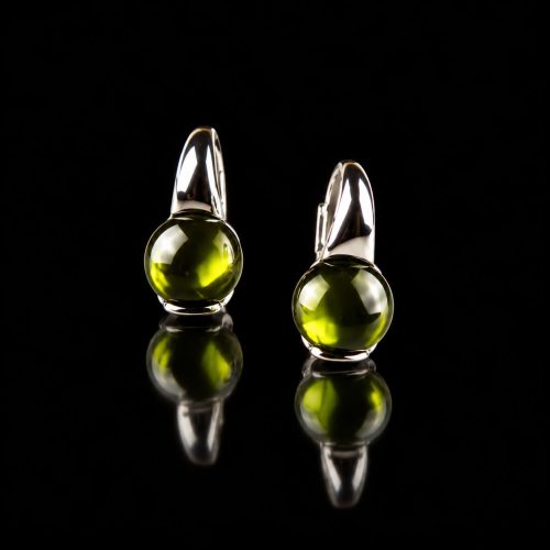 model Boule oorringen in zilver groen