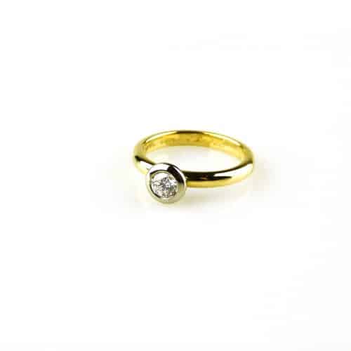 ring in geel en wit goud gezet met diamant - Ring
