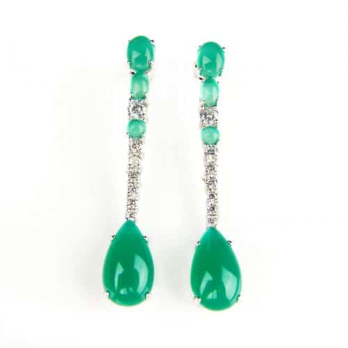 Zilveren oorringen Model Long Green lange zilveren oorringen gezet met groene stenen en cubic zirconia - Smaragd