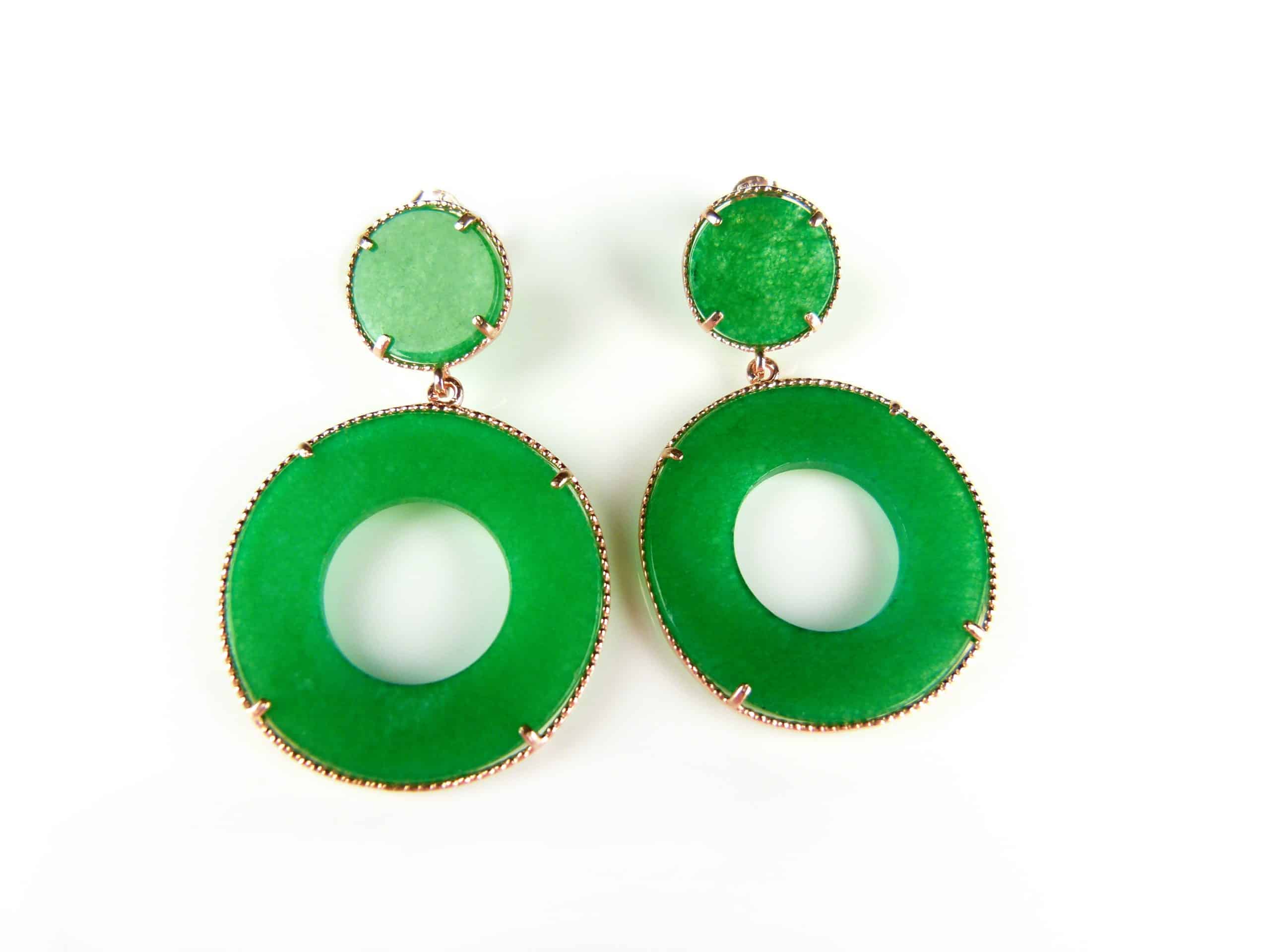 Koop Zilveren oorbellen oorringen roos Model Modern met ronde groene stenen van designer!