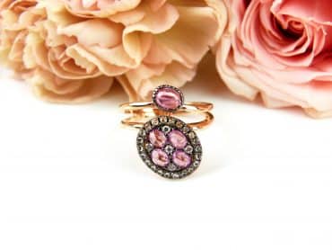 Ring in roos goud gezet met roze saffier, groene saffier en diamant