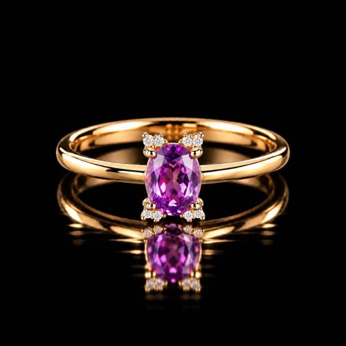 ring in roos goud gezet met roze saffier en diamant
