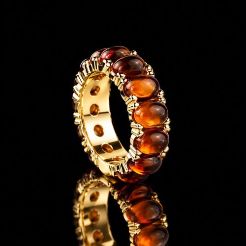 ring in geel goud gezet met citrien cabochons