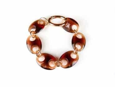 Armband Model Oval met cognac bruine acryl schakels