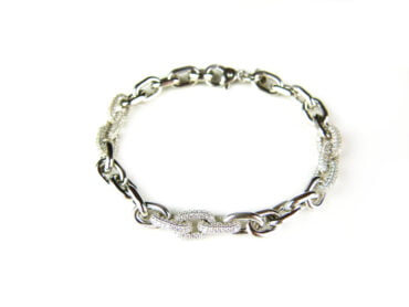 Zilveren armband gezet met transparante cubic zirconia stenen