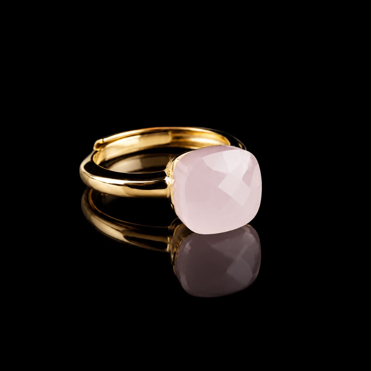 Ring in zilver geelgoud verguld model pomellato roze opaque