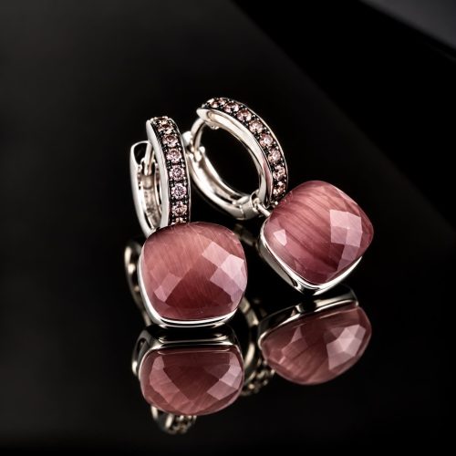 Zilveren oorringen oorbellen model pomellato gezet met oud roze steen