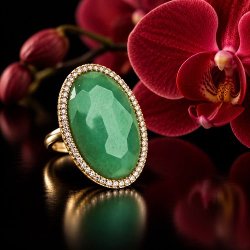 Ring in geelgoud gezet met groene aventurijn en diamant