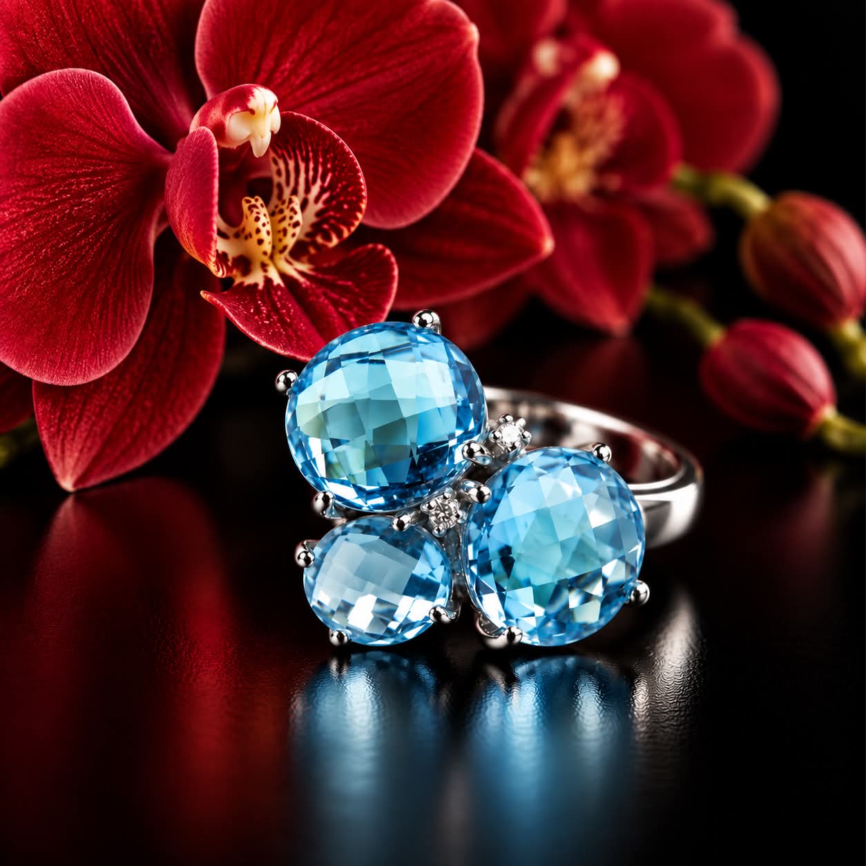 Ring in wit goud gezet met blauwe topaas en diamant