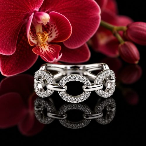 Ring in wit goud gezet met diamant