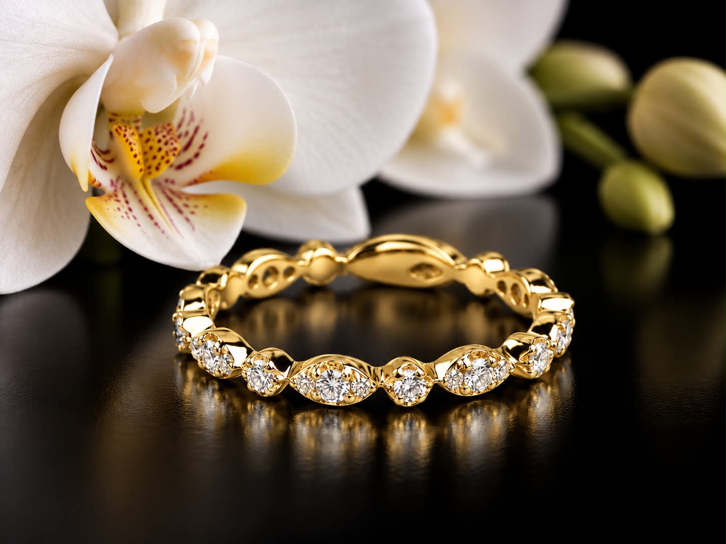 Ring in geelgoud gezet met diamant