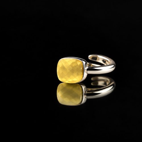 ring in zilver gerodieerd model carré geel