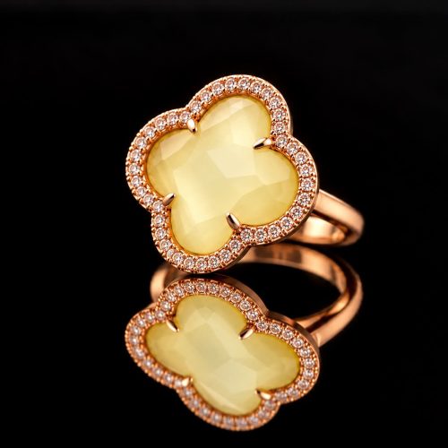 model Fiori gezet ring in zilver roze verguld parelmoer
