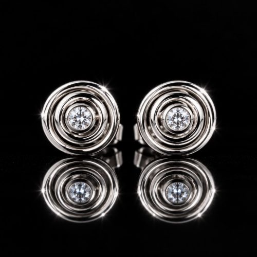 oorringen in wit goud gezet met diamant