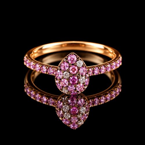 Ring in roos goud gezet met roze saffier en diamanten