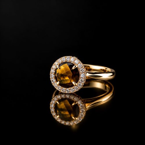 ring in zilver model classic klein gezet met bruine steen en cubic zirconia
