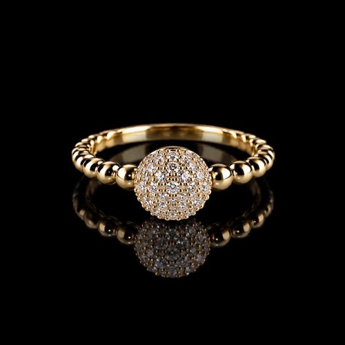 ring in roos goud gezet met diamant