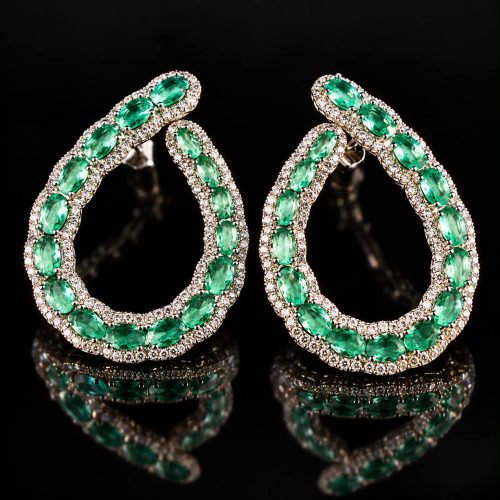 Grote zilveren oorringen groene sten en cubic zirconia