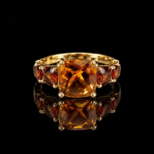 Ring in geel goud gezet met citrien