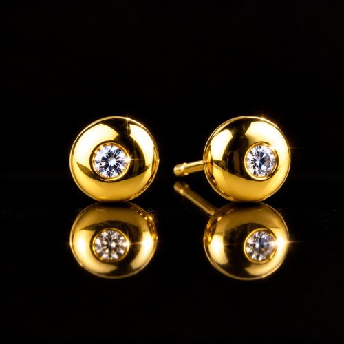 oorringen in geel goud gezet met diamant