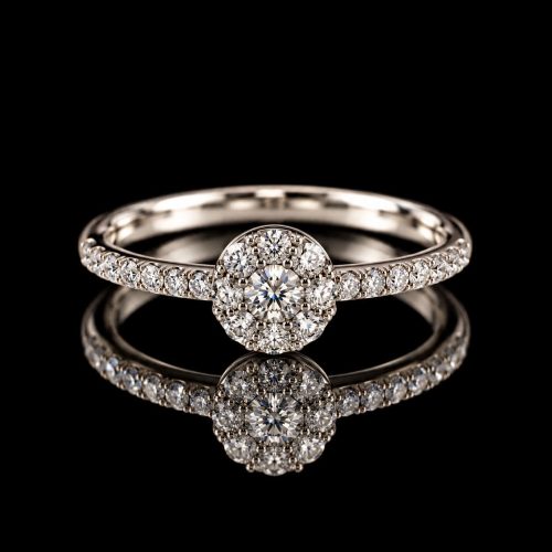 Fijne wit gouden ring met diamanten